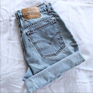 Vintage Levi relaxed fit shorts